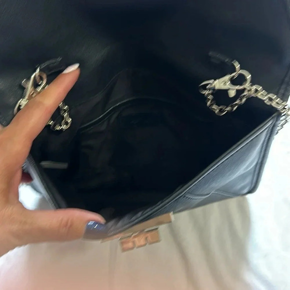 Apt 9 black chain handle crossbody - Picture 3 of 5